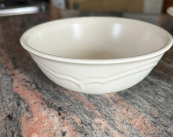 Pfaltzgraff Tea Rose 6" Cream Color Soup Cereal Bowl Stoneware USA