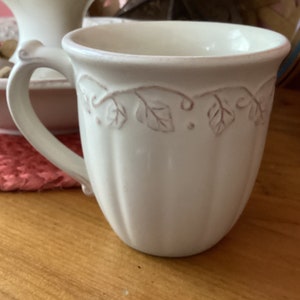 Longaberger Pottery Woven Traditions Coffee Mugs ~ Vintage Vine Ivory