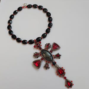 Dark Fashion Jewelry Gothic Cross Pendant Dragon Veins Agate Stone Necklace Red Crystal Setting Silver Metal Accessory Alternative Gothic Style Statement Piece Unique Design Natural Gemstone Pattern Edgy Collection Perfect Gift Alternative