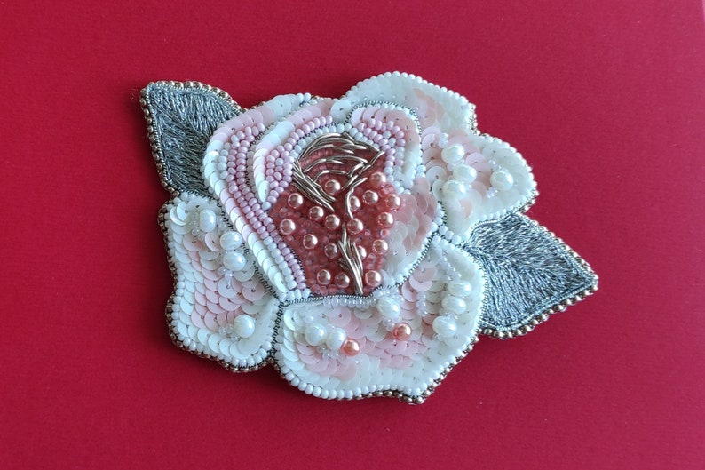 June Birth Flower Jewelry Large Dusty Rose Brooch Pin Etsy