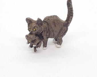 Dollhouse Miniature Cat with Kitten