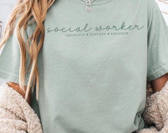 Maglietta per assistente sociale, Comfort Colors® Maglietta per il mese dei servizi sociali, Regalo per assistente sociale scolastico, Regalo di laurea MSW LSW, Minimal