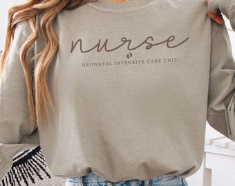 Maglietta a maniche lunghe per infermiere/a di terapia intensiva neonatale, Comfort Colors® T-shirt per infermiere/a di terapia intensiva neonatale, Felpa per infermiere/a di terapia intensiva neonatale, Regalo per ringraziare gli infermieri, Regali per la settimana degli infermieri