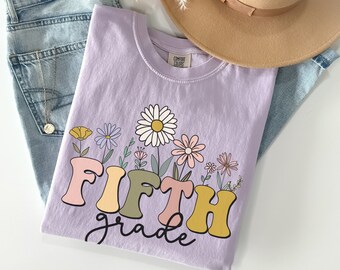 Comfort Colors® vijfde klas leraar shirt, wilde bloemen leraar team shirts, 5e klas leraar shirt elementaire tees, 5e klas T-shirt, T-shirt