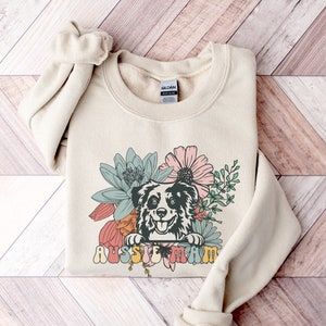 Aussie Mama Sweatshirt | Australian Shepherd Sweater | Dog Mom Crewneck | Gift for New Aussie Momma | Puppy Gifts | Aussie Lover Shirt