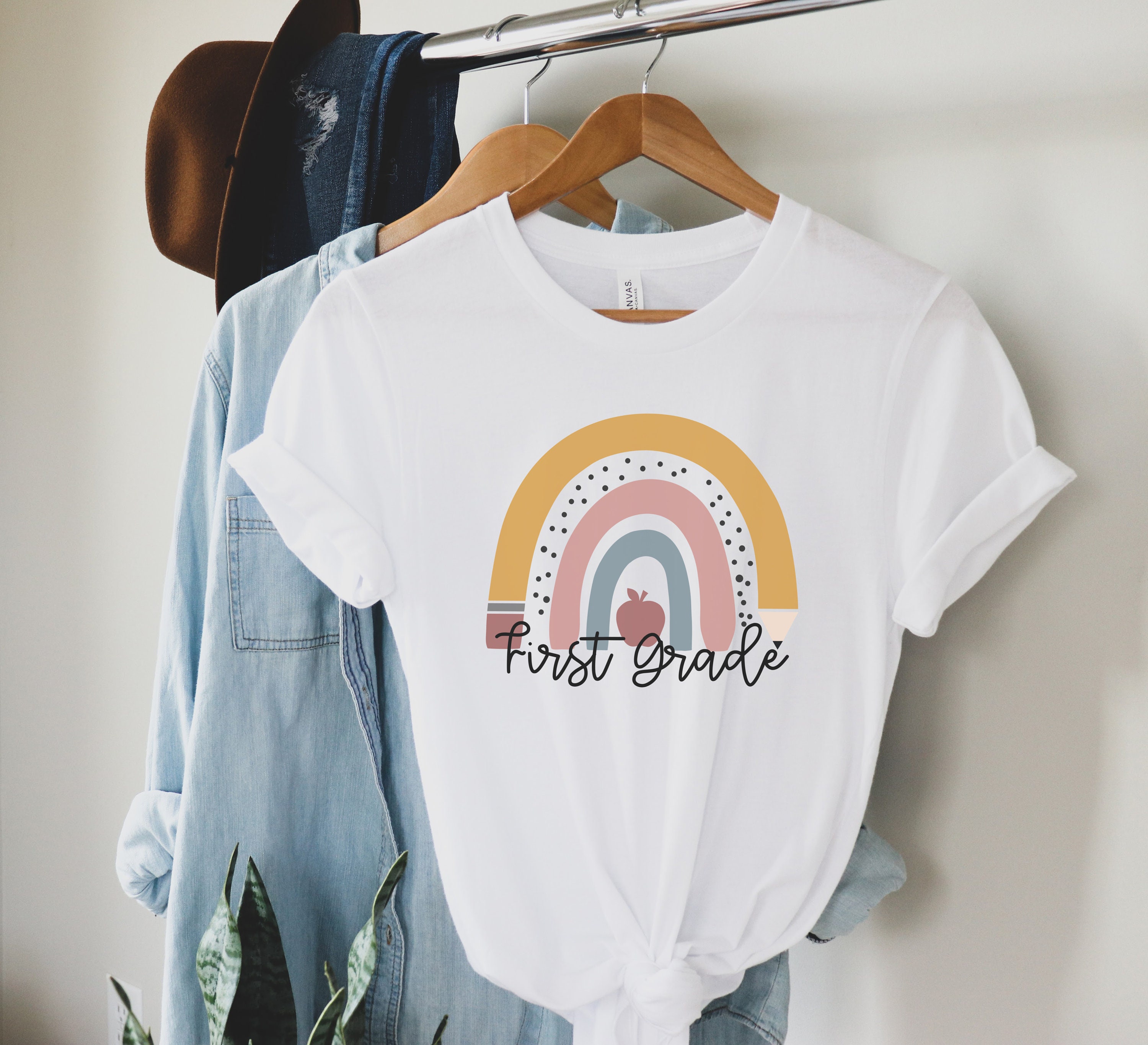 First Grade Teacher Shirt | 1st Grade Teaching Tee | Grave Level Tshi…