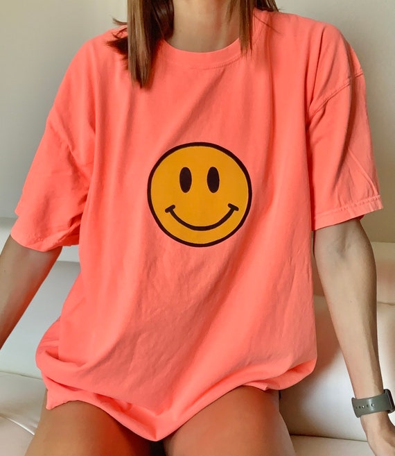 T-shirt Smiley Face Comfy Neon Red 
