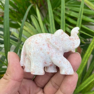 Natural Jade Elephant Yellow Gemstone Elephant Elephant Gifts Statue Home  Décor King & Queen 