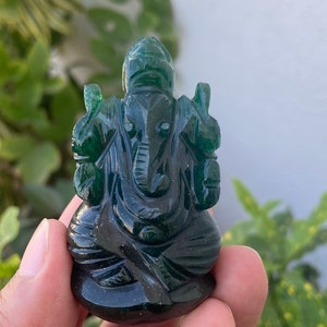 Pietra preziosa Ganesha- Statua Fuchsite Ganesh- Piccolo Ganesha- Regali curativi- Statua del Dio indù- Fuchsite naturale