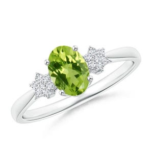 Natuurlijke peridoot-sterring | Ovaal geslepen peridotring 0,80 kt | Geboortesteen augustus | Hemelse beloftering | Groene edelsteensieraden