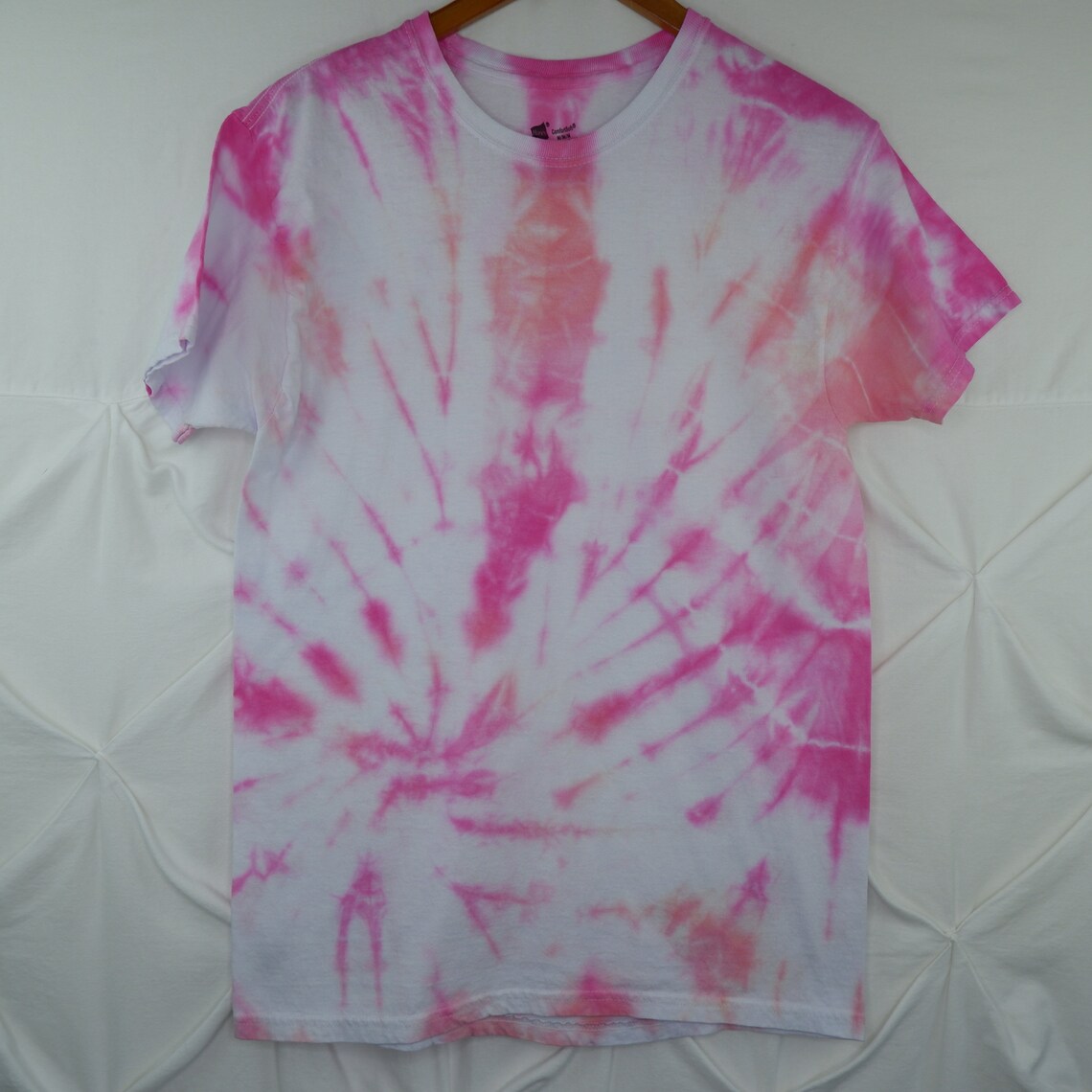 TIE DYE Unique Handmade Pink Unisex Tie Dye T-shirt Medium - Etsy