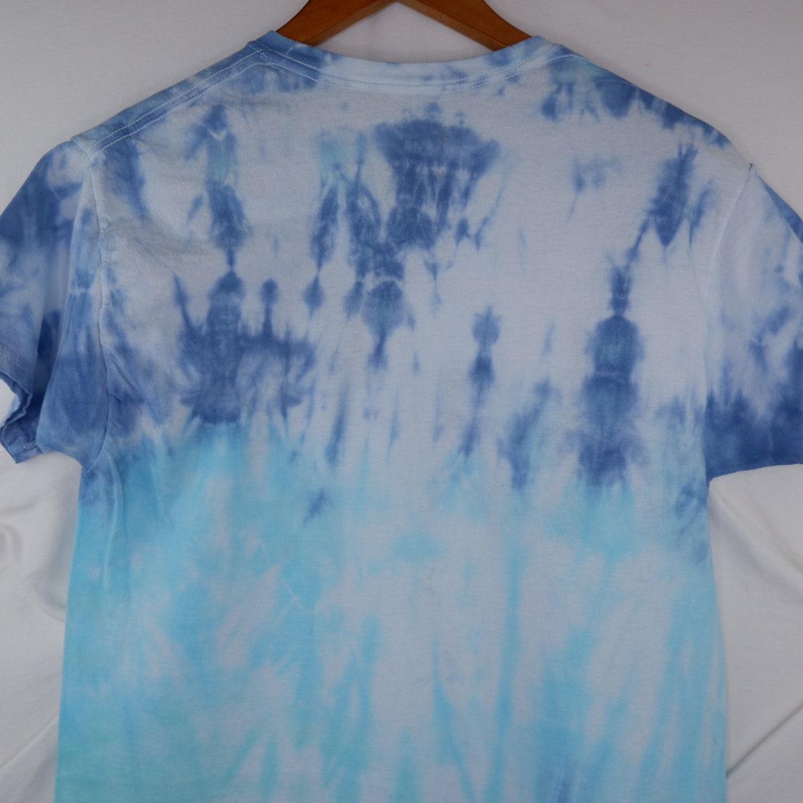 TIE DYE Unique Handmade Blue Unisex Tie Dye T-shirt Medium - Etsy