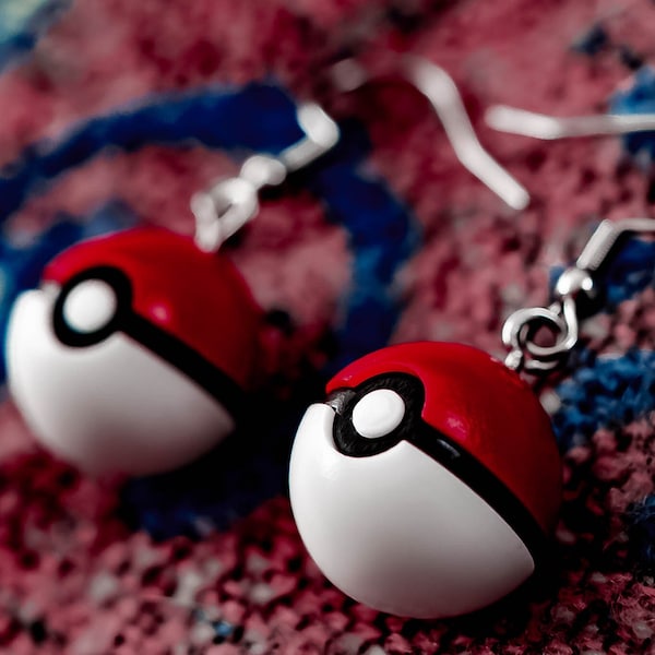 Pokeball Earrings - Pokemon Earrings