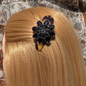 Vintage 80/90s “Tortoiseshell” with rhinestone accents Hair Barrette Lot 4 Vintage Hair Barrettes Clips Tortoiseshell Animal  main image 3