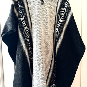 Alpaca Wool Hooded Poncho Pullover UNISEX Handmade warm Heavy black grey New