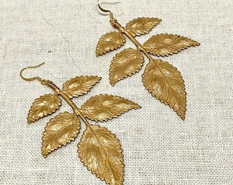 Fabulous Five-Leaf Golden Dangling Earrings