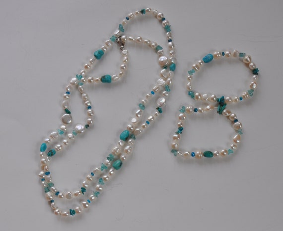 Fresh water pearls and turquoise necklace and bra… - image 1