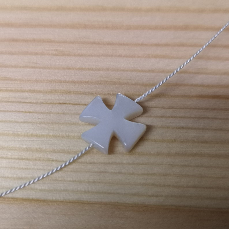 Lot Of 3 Mother of Pearl White Sea Shell Cross For Jewllery Making High Quality Beautiful Design Drilled For Easy Jewllery Making