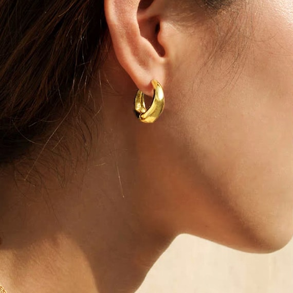 Thick Gold Teardrop Hoop Earrings