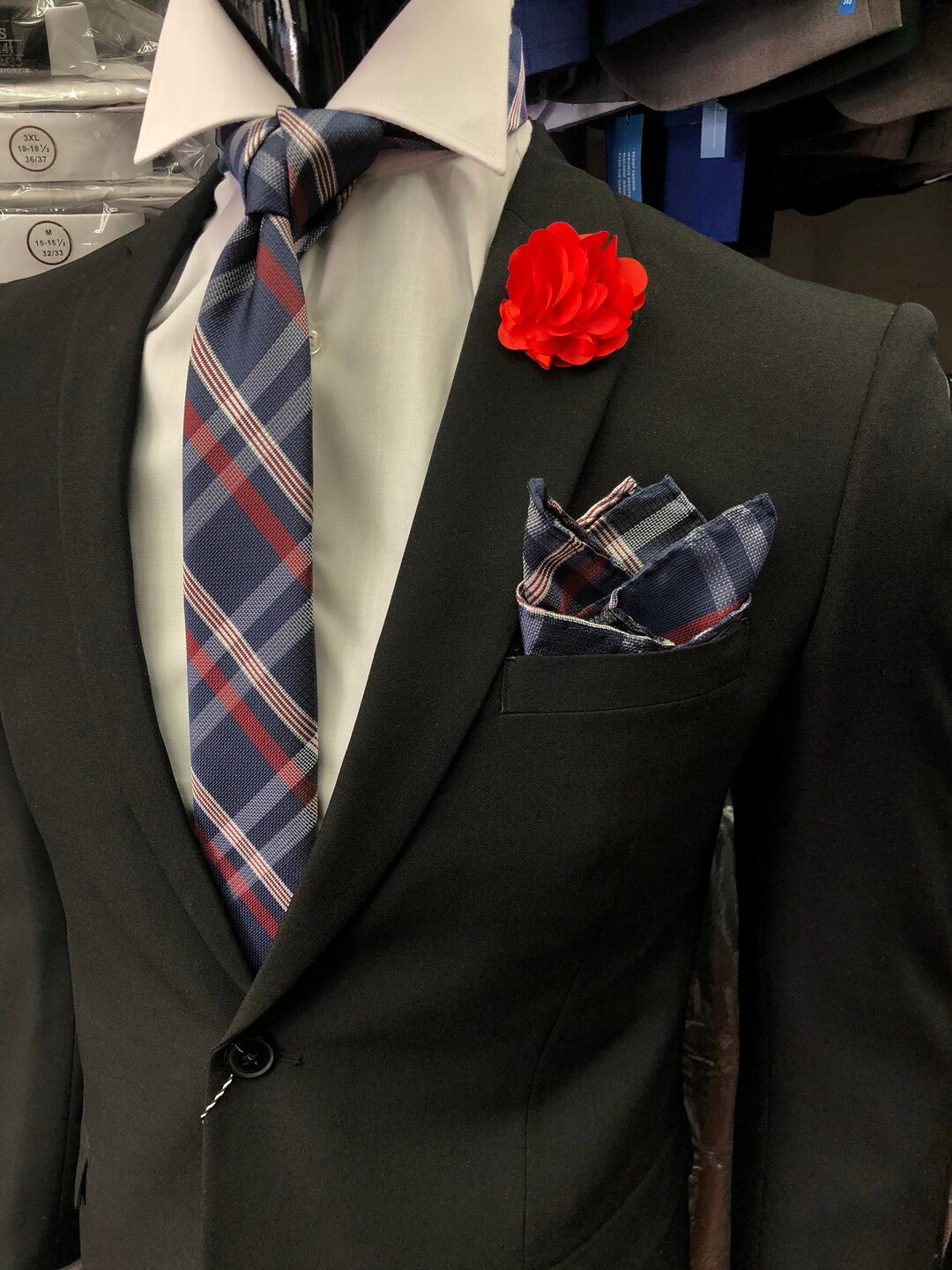 necktie for navy blue suit