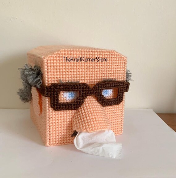 雑誌　TISSUE No.1 KAWS - Undercover Bear Companion White, 2009 – TOY TOKYO