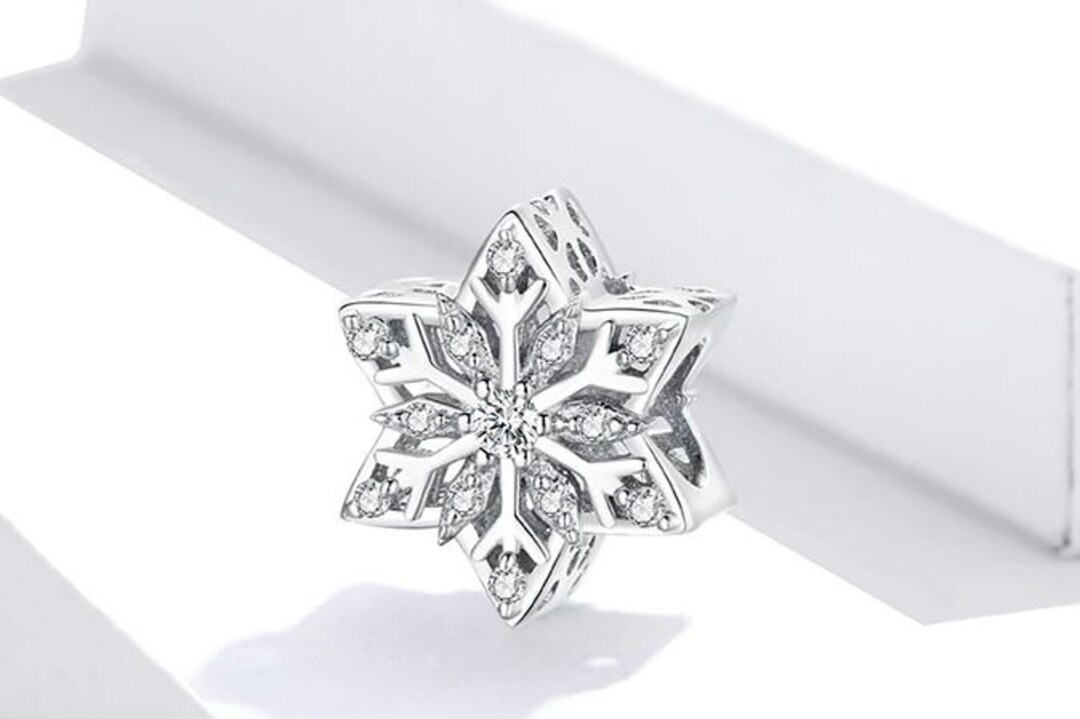DALARAN Christmas Charms for Pandora Charm Bracelet Sterling Silver Snowflake Blue CZ Bead Pendant Charm for Women