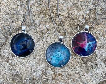 hanger Acrylic Pour Pendants BUBBLES oval pour pendant fluid art necklace