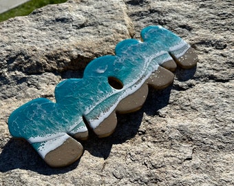 Resin Ocean Wood 'Mom' Cutout: Beach Art Decor