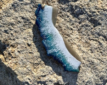 Resin Ocean California Ornament: Wood Beach Decor