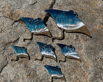 Resin Stingray Family - Turquoise Waters Ocean Resin Art