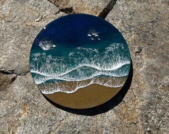Ocean Resin Painting: 12" Round Beach Scene with Honu Turtles