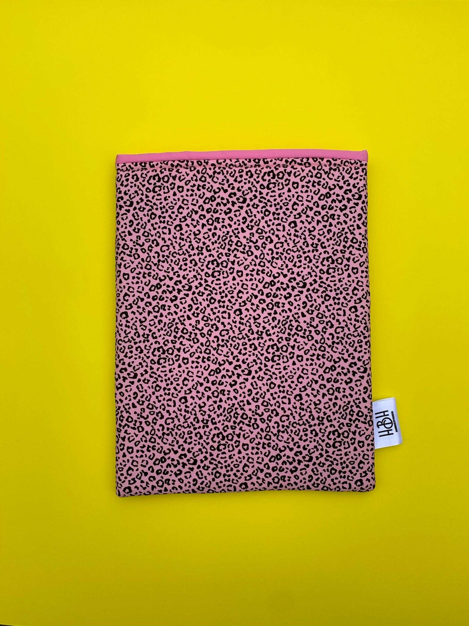 Handmade Pink leopard print Padded paperback book sleeve - Etsy