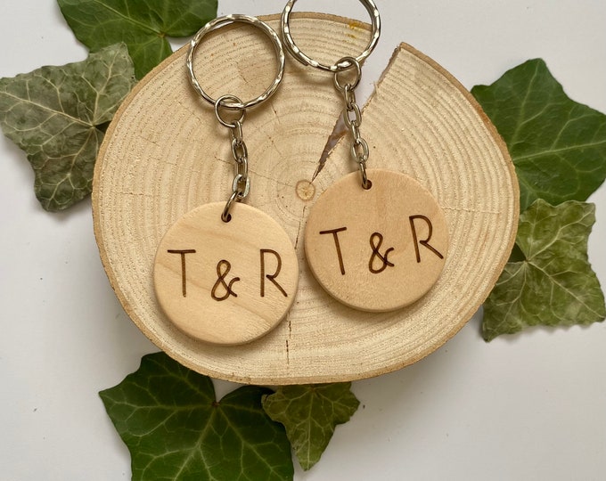 Set of 1 or 2 keyrings, Matching couple Keyring, Initial key rings, Wood slice key rings, Engraved wood slice, Anniversary present