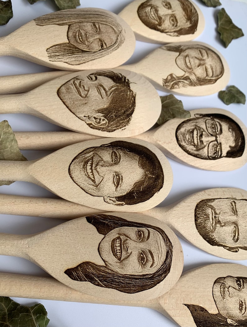 Your face on a spoon, Engraved wooden spoon, gift for mum, , Big spoon little spoon, Gag gift, joke present, mother's day present zdjęcie 4