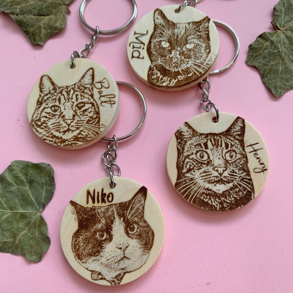 Cat keyring, Engraved cat wood slice keyring, Cat mum gift, Mother’s Day gift keychain, Present from the Cat, Mother's day keyring