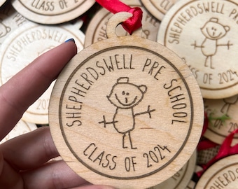 Leavers medal, custom wooden medal, wood lanyard, leavers gift, personalised medal, wooden medal