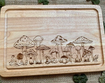 Mushroom chopping board, Engraved wooden bread board, House warming gift, Cottage core gift, Mother’s day present, Mushroom lover