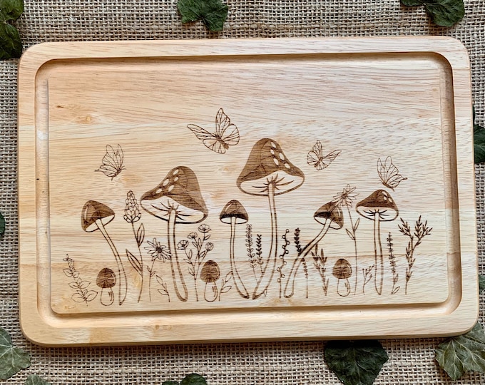 Mushroom and butterfly chopping board, Personalised house warming present, Cottage core gift, Mushroom lover, Mother’s Day Gift