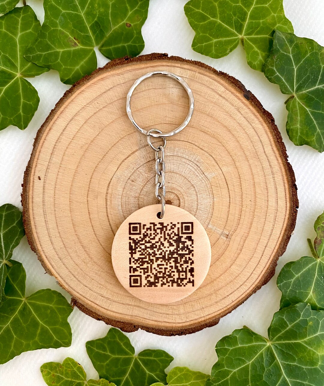 Engraved Wood Slice QR Code Keyring: Personalized Location Gift - Etsy