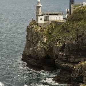 Faro Océano Atlántico España Imprimir pared costera arte impresión costa fotografía faro descarga digital imprimible pared arte ibex pirenaico