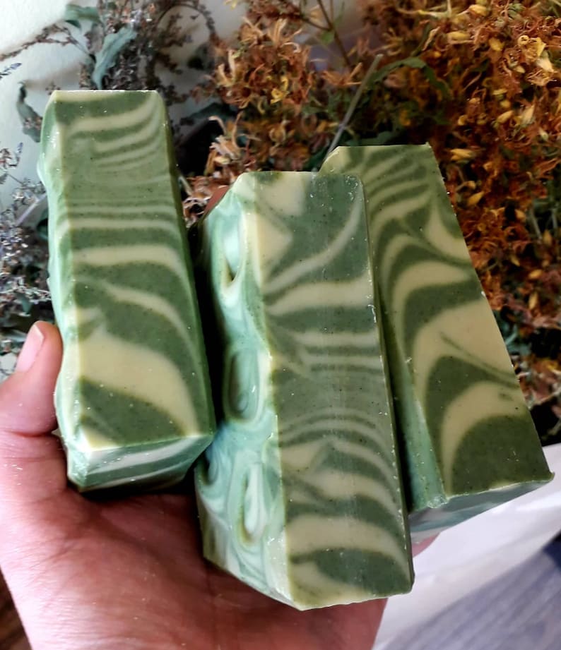 100% natural olive oil Green Clay soap with Mint zdjęcie 5