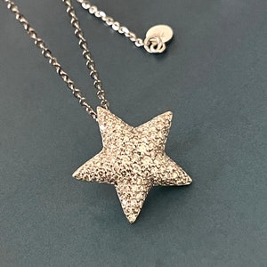 1ct Diamond Necklace Star Pendant in 18ct White Gold F VS Luxury 18 inch chain