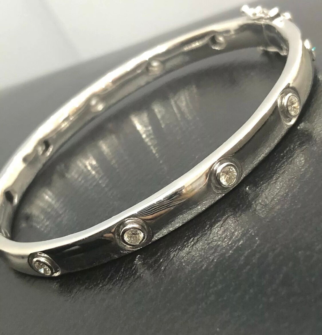 18ct White Gold Diamond Bangle One Single Stone Bracelet 28g Love, White Gold Bangle, Diamond Bracelet, Single Stone Bracelet