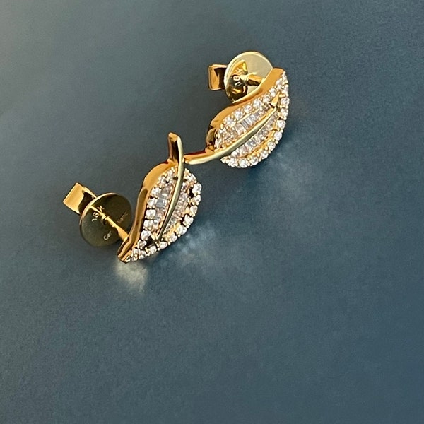 Diamant-Ohrringe aus 18-karätigem Gelbgold, 0,45-karätige Blatt-Ohrstecker, Schweizer Designer
