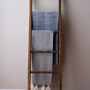 Barn Wood Blanket Ladder