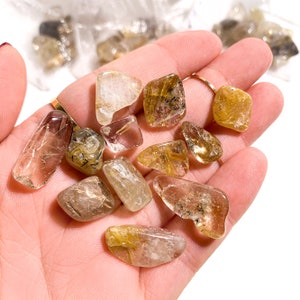GOLDEN RUTILE - Rutilated Quartz - Quartz - Crystals - Crystal Chips - Gold - Rutile - Crystal - Golden Hair - Tumble - Garden Quartz