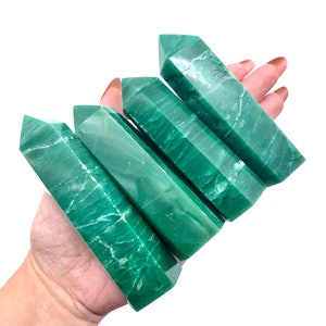 Tour de mica vert, Tour verte, Point de cristal vert, Cristaux verts, Mica vert, Mica de cristal, Fuchsite, Moscovite vert, Mica chromé, Émeraude