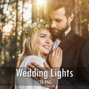 Peut inclure: Une personne aux cheveux blonds portant une couronne de fleurs blanches et un haut blanc, enlacée par une personne en costume noir avec un nœud papillon. Le texte "Wedding Lights 120 PNG" est superposé sur un fond de forêt flou.