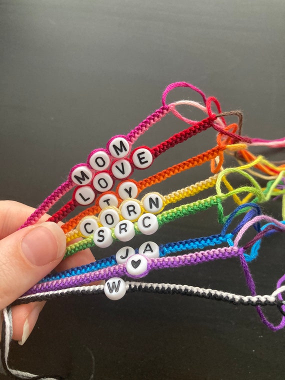 Friendship Bracelet with Beads *Customizable* -Friendship Bracelet Beaded with Words - Letter Beads - name-colorful-string-trendy