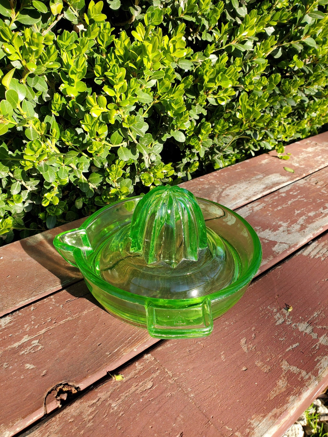 Vintage Depression Glass Juicer, Federal Glass Co., Green Uranium Glass